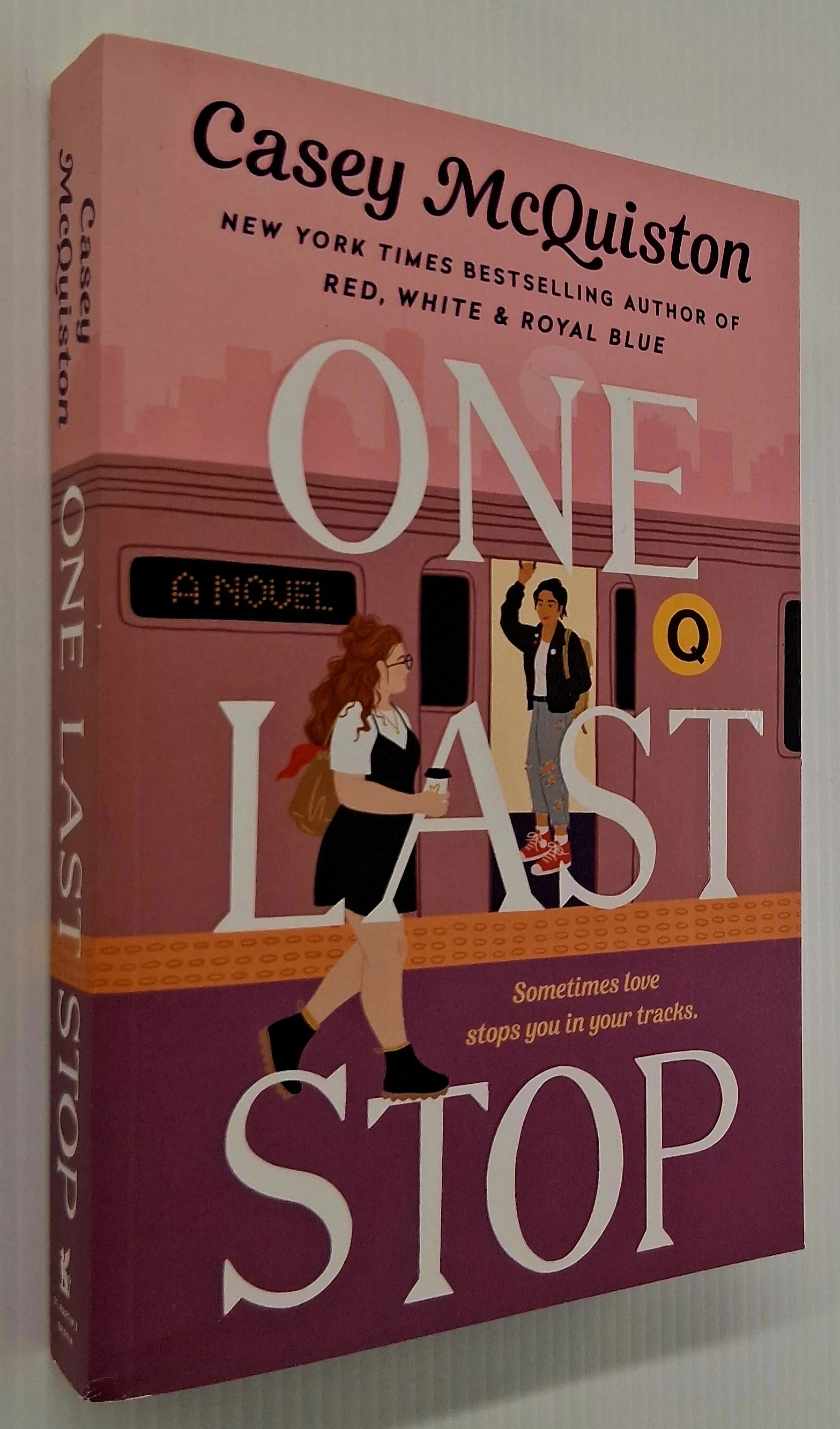 ONE LAST STOP - Casey McQuiston - Image 4