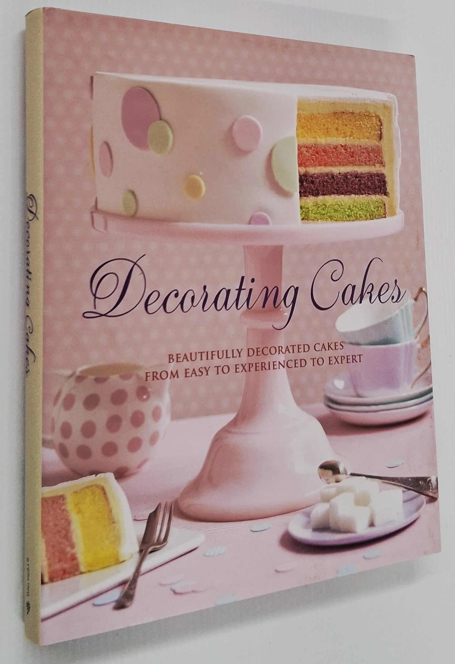 DECORATING CAKES - Pamela Clark - Image 13