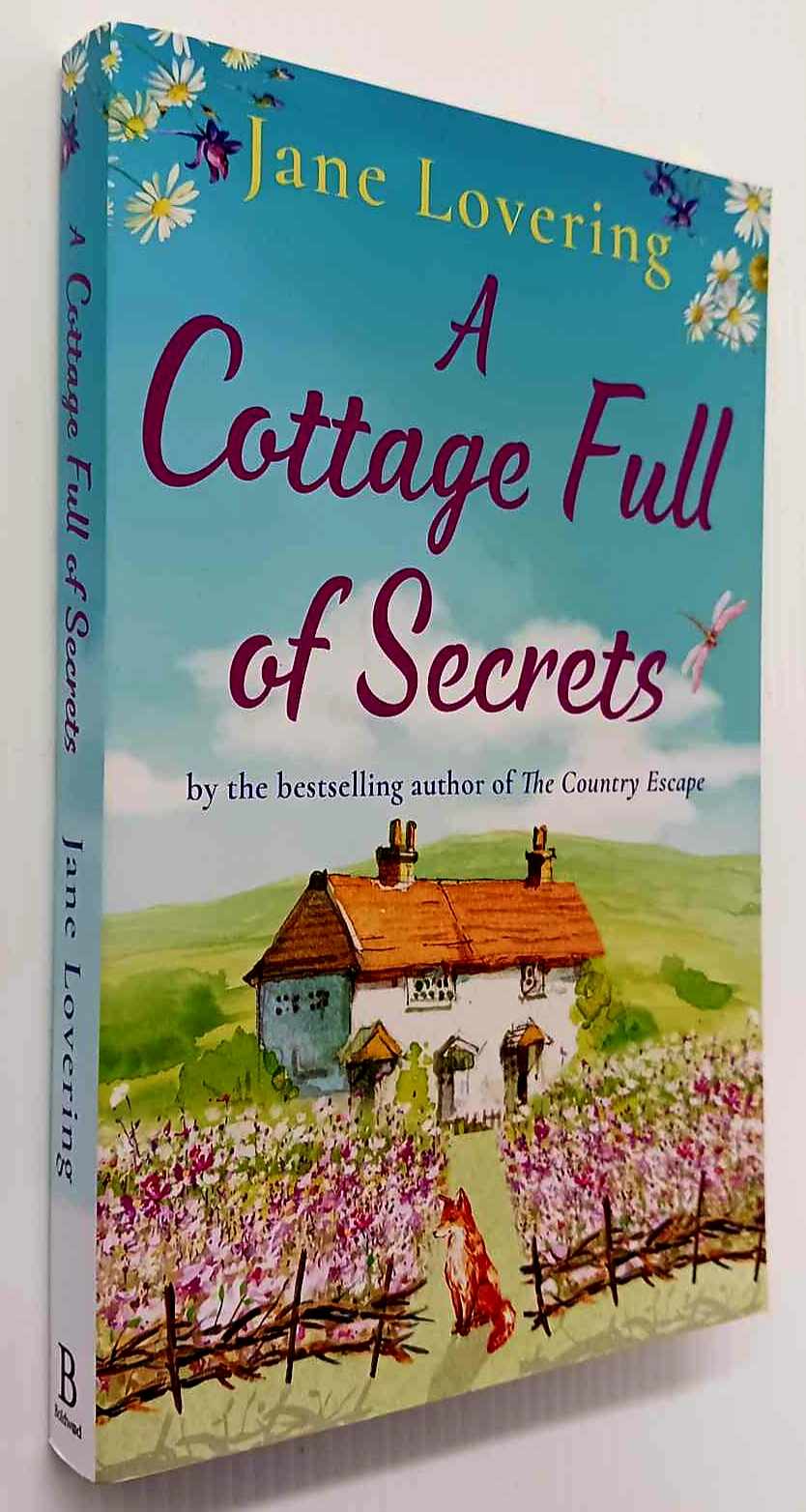 A COTTAGE FULL OF SECRETS - Jane Lovering - Image 4