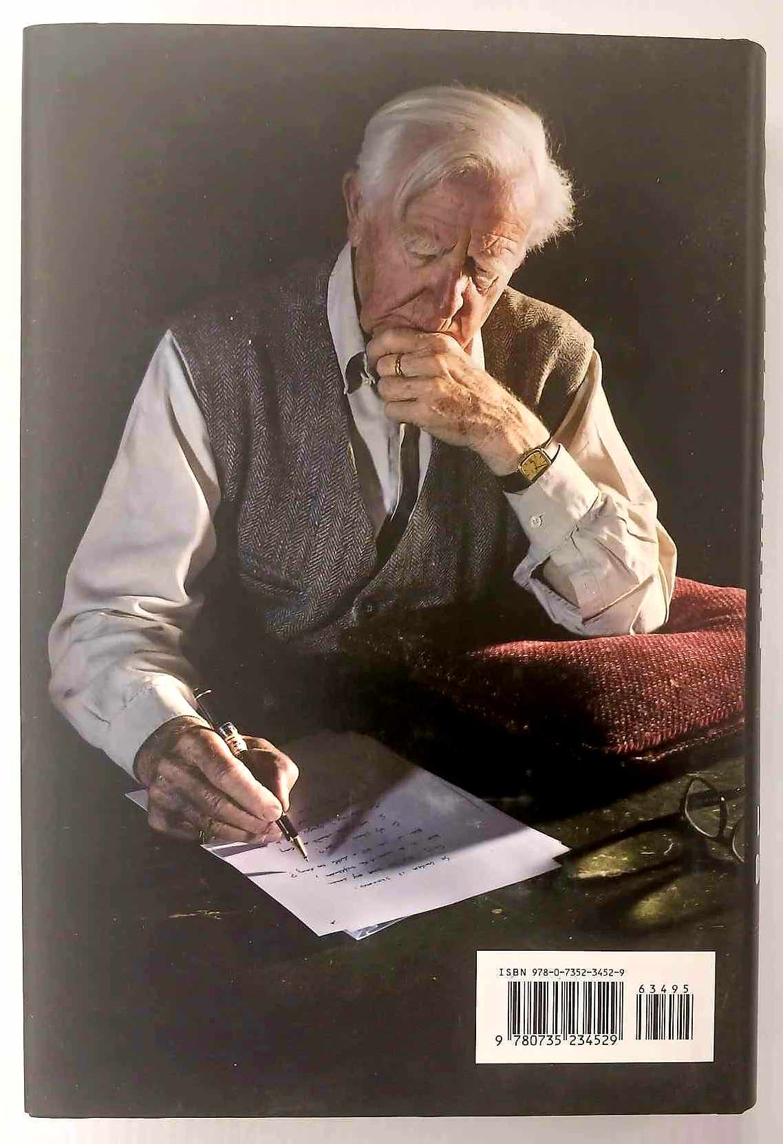 A LEGACY OF SPIES - John le Carre - Image 2