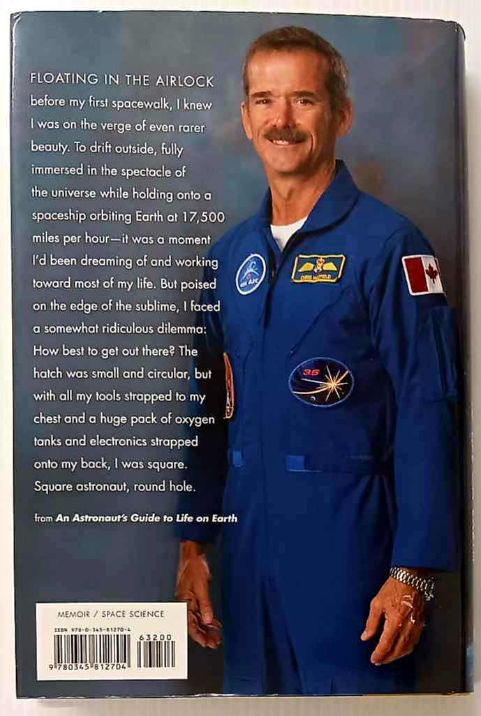 AN ASTRONAUT'S GUIDE TO LIFE ON EARTH - Chris Hadfield - Image 2