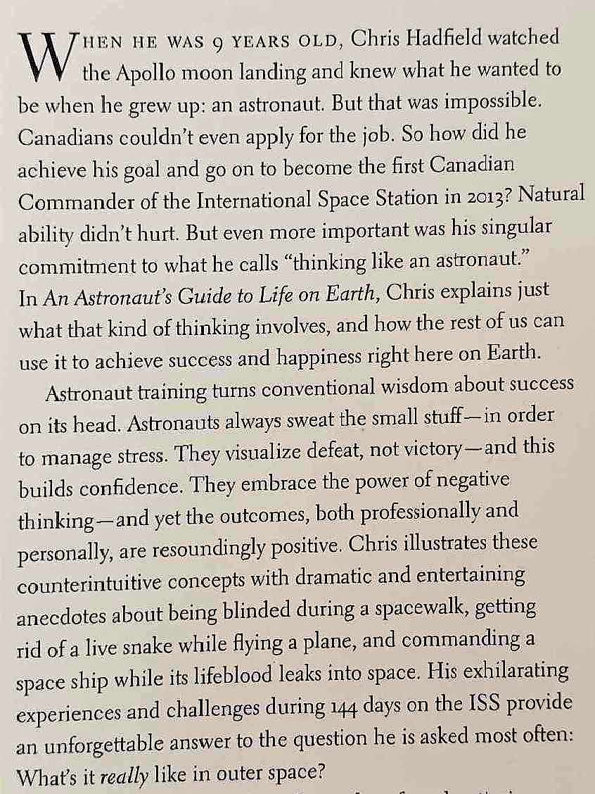 AN ASTRONAUT'S GUIDE TO LIFE ON EARTH - Chris Hadfield - Image 4