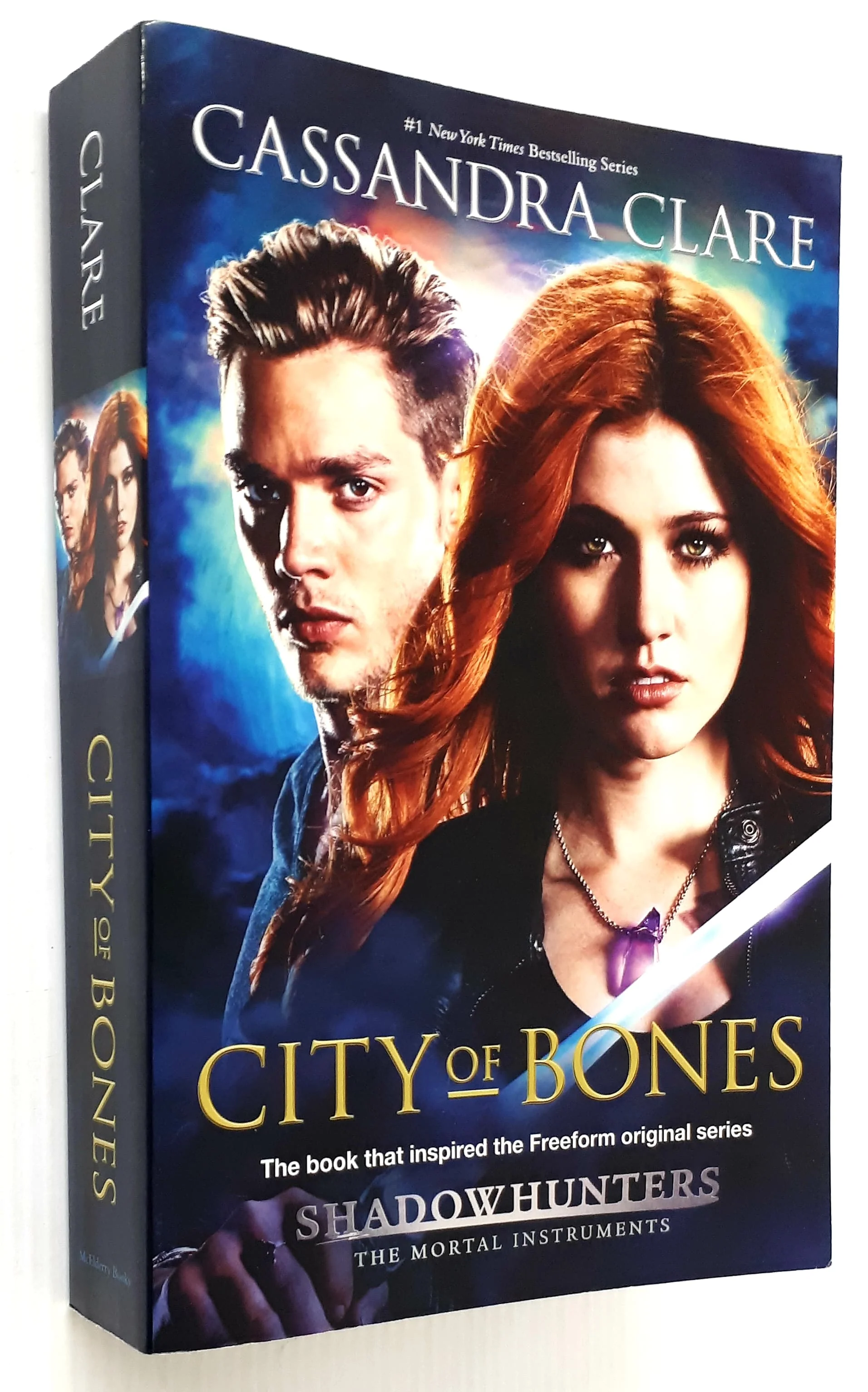 CITY OF BONES - Cassandra Clare - Image 4