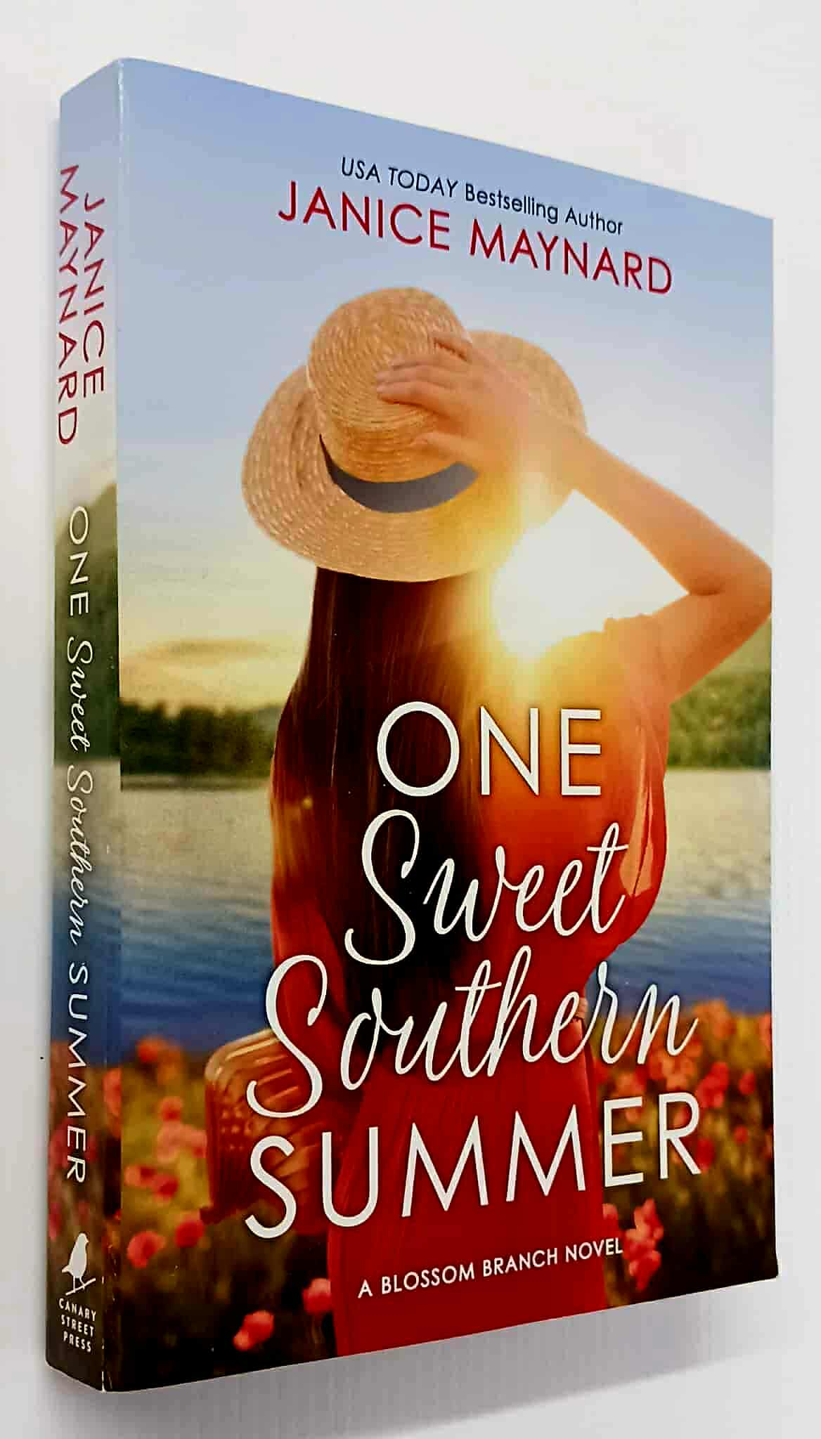 ONE SWEET SOUTHERN SUMMER - Janice Maynard - Image 4