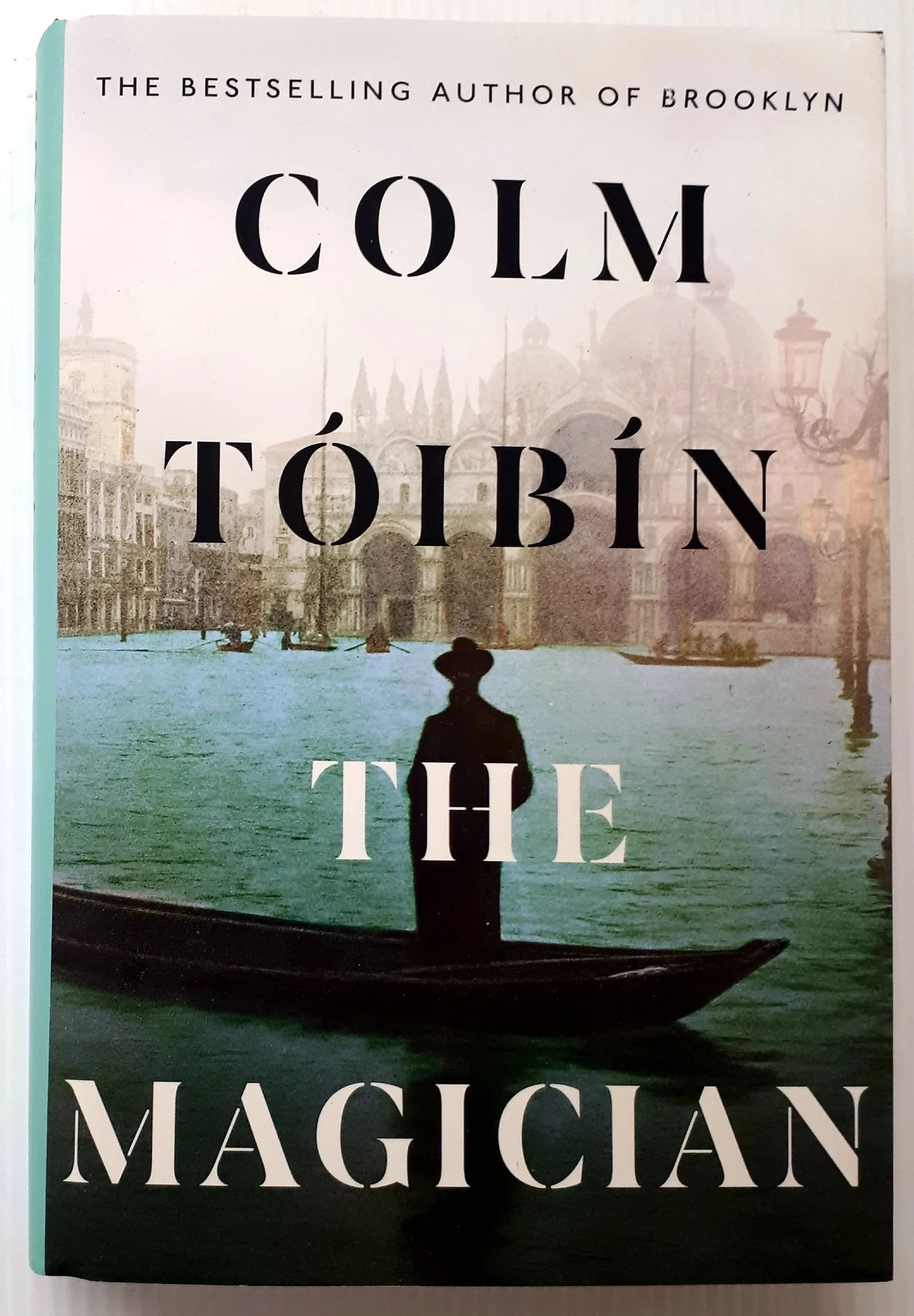 THE MAGICIAN - Colm Toibin