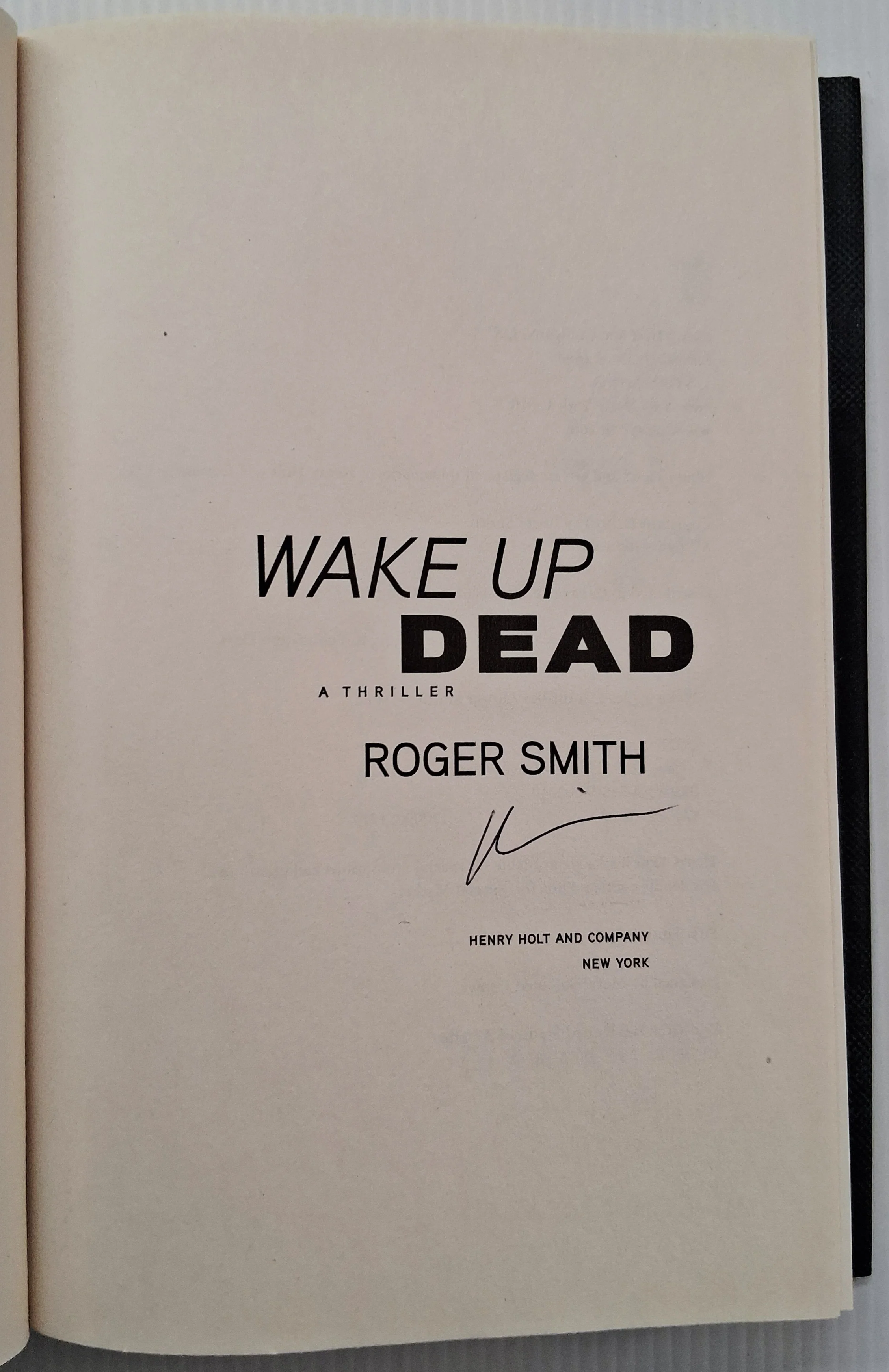 WAKE UP DEAD (SIGNED) - Roger Smith - Image 4