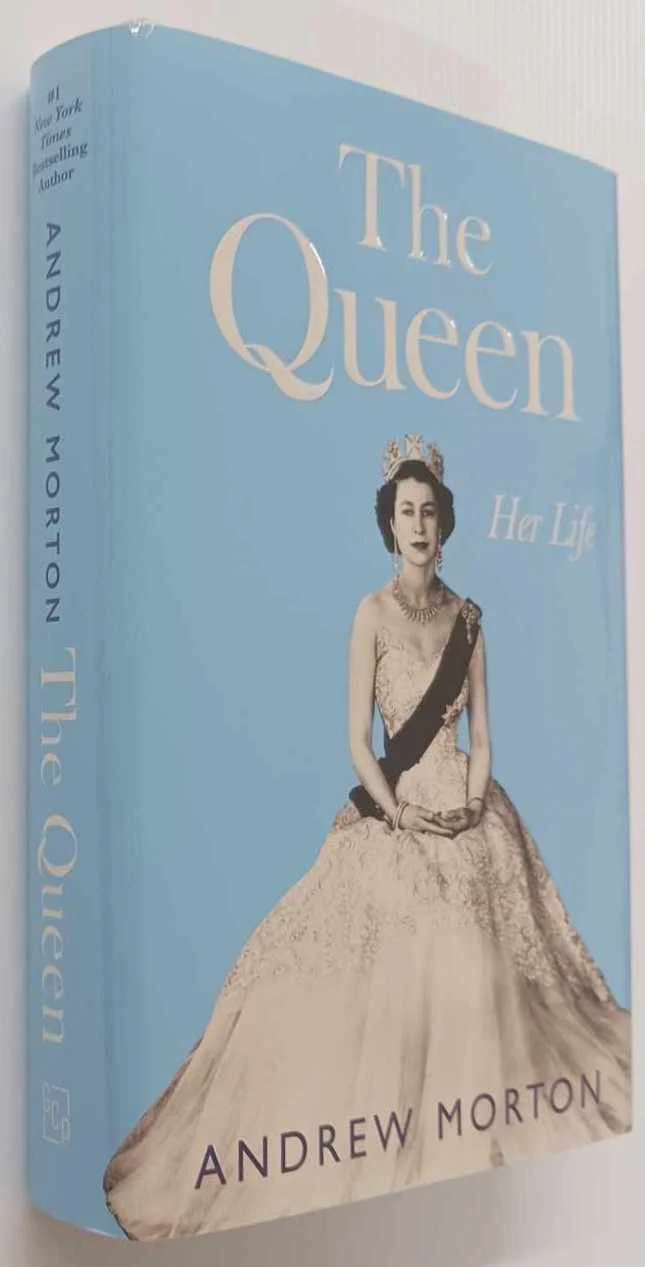 THE QUEEN - Andrew Morton - Image 9